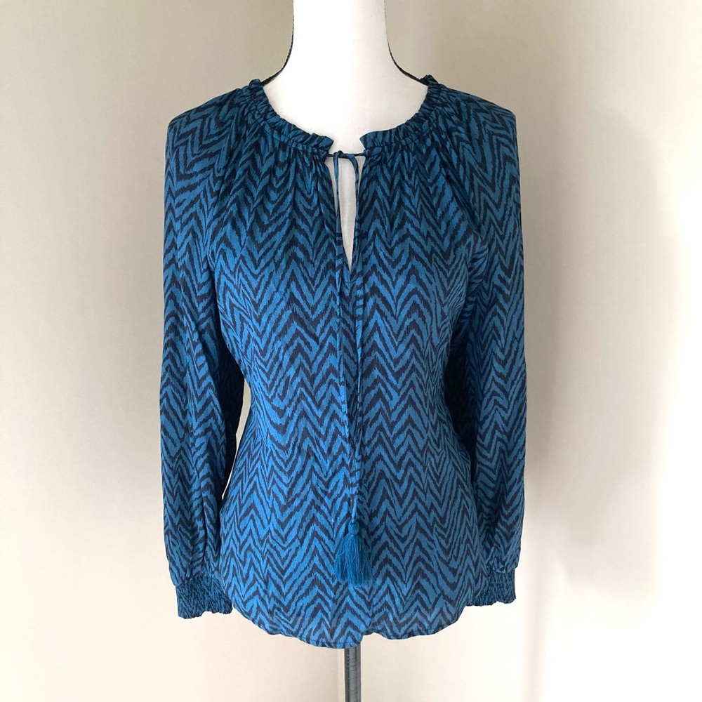NWT Lovestitch Zig Zag Tie Neck Blouse Size M - Picture 4 of 10